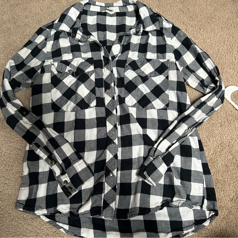 Black and White Flannel shirt